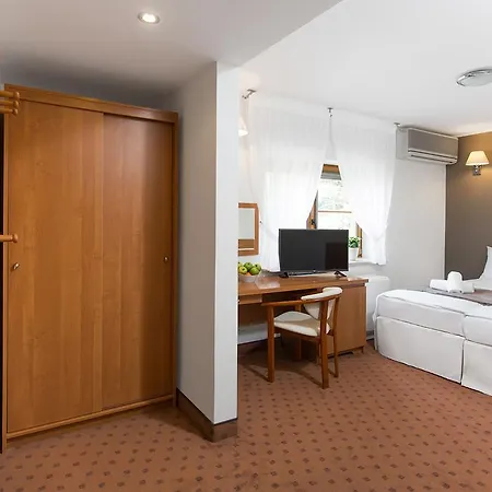 Debowa Gora Active &